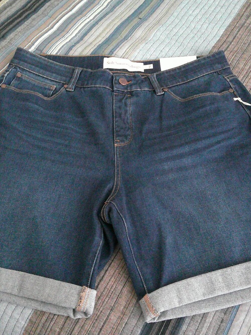 Soft Surroundings the ultimate stretch shorts Denim  Shorts  Size Large NWT